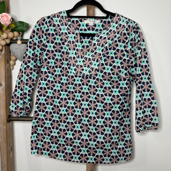 Boden‎ Geometric Medallion Print Cotton 3/4 Sleeve Blouse Size 4 - Picture 2 of 8